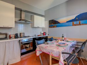 23980926-Appartement-4-Nago-Torbole-300x225-5