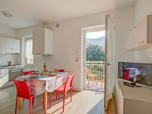 23980929-Appartement-4-Nago-Torbole-300x225-4