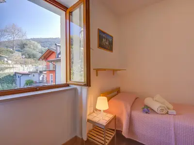 Das zweite Schlafzimmer mit Bergblick