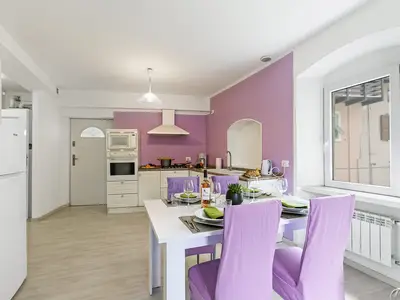 Küche und Essbereich