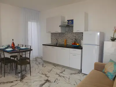 Küche und Essbereich