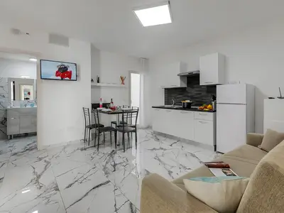 Küche und Essbereich