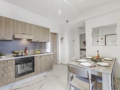 Küche und Essbereich