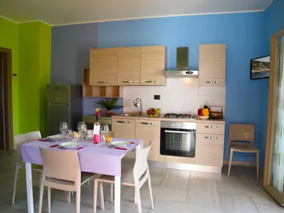 Küche und Essbereich