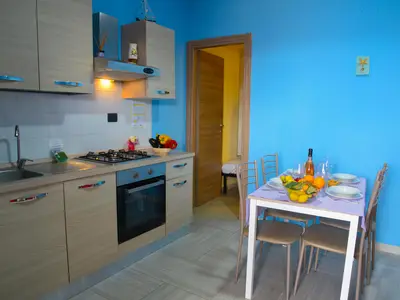 Küche und Essbereich