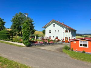 Appartement für 6 Personen in Neukirchen beim Heiligen Blut