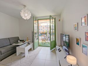 23708528-Appartement-2-Nizza-300x225-3