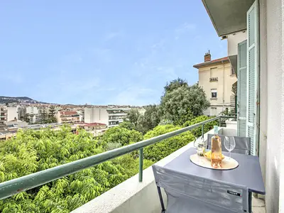 Balkon Balkon