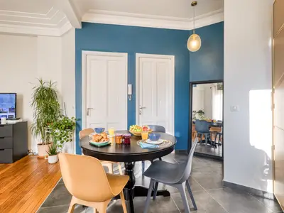 Küche und Essbereich