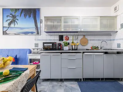 Küche und Essbereich