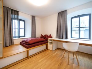 23916693-Appartement-1-Nordhalben-300x225-4