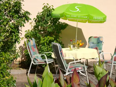 Aussensitz FEWO Spätburgunder