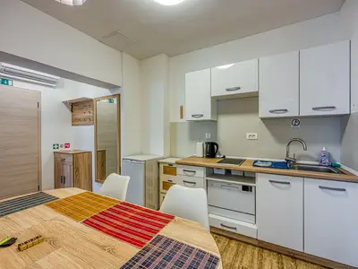 Küche und Essbereich