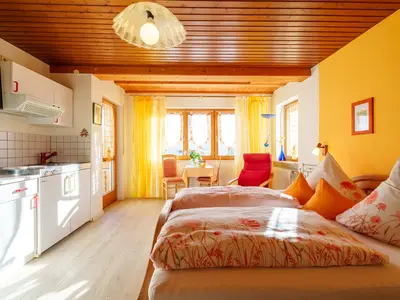 Photo, INSIDE, OUTSIDE