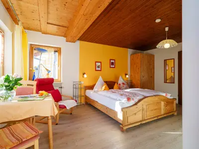 Photo, INSIDE, OUTSIDE