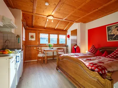 Photo, INSIDE, OUTSIDE