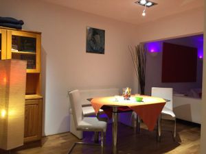 20896161-Appartement-5-Oberhausen-300x225-4