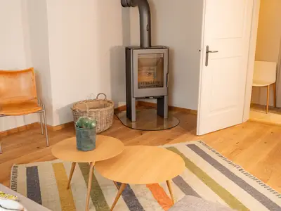 Wohnzimmer mit Ofen