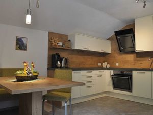 19375835-Appartement-3-Oetz-300x225-4