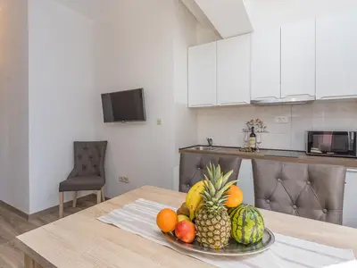 Küche und Essbereich