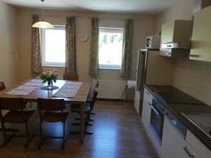 22379391-Appartement-8-Opponitz-300x225-3