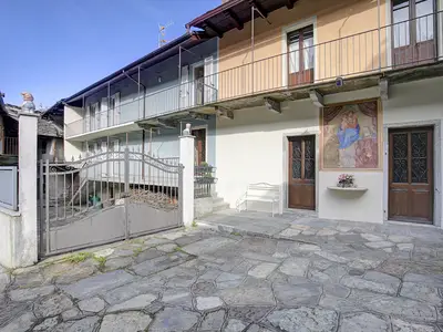 Gebäude