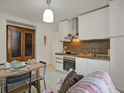 Küche und Essbereich