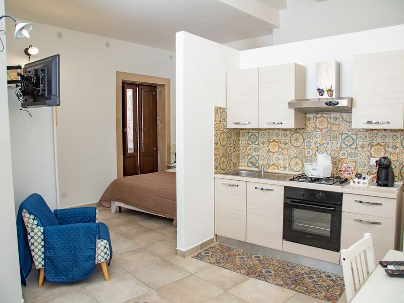 23708285-Appartement-2-Ortigia-800x600-0