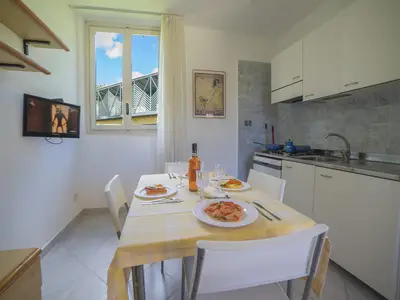 Küche und Essbereich