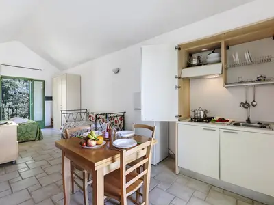 Küche und Essbereich