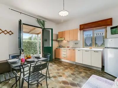 Küche und Essbereich