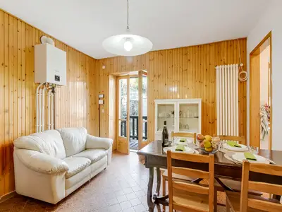 Wohn- und Esszimmer