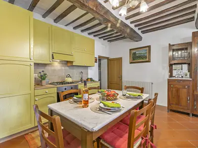 Küche und Essbereich