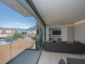 23706313-Appartement-2-Paradiso-300x225-1
