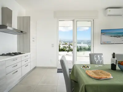 Küche und Essbereich