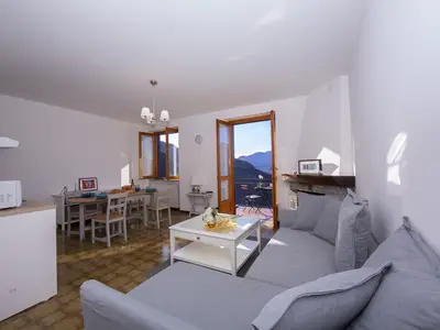 Wohn- und Esszimmer