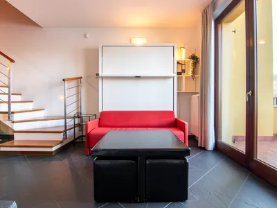Schlafsofa (Schlafbereich für Studio)