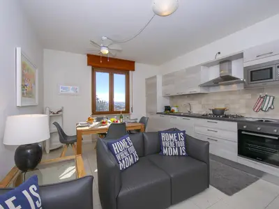 Küche und Essbereich