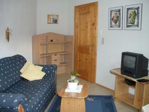 23520598-Appartement-6-Pfunds-300x225-5