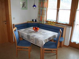 19436191-Appartement-5-Pfunds-300x225-5