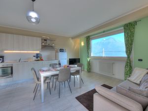 24039131-Appartement-4-Pianello Del Lario-300x225-4