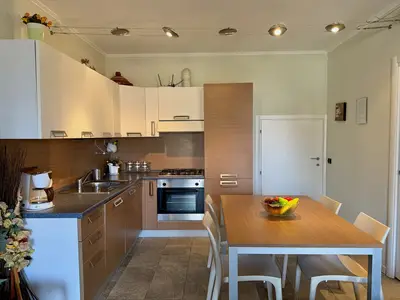 Küche und Essbereich