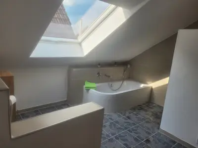 Badezimmer m. Badwanne