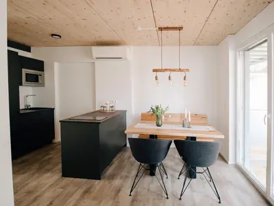 Küche und Essbereich