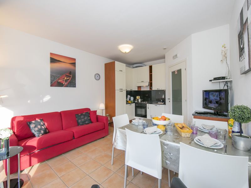 23705960-Appartement-4-Porlezza-800x600-2