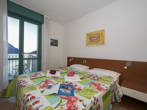 23705969-Appartement-4-Porlezza-300x225-3