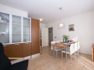 23705976-Appartement-6-Porlezza-300x225-4