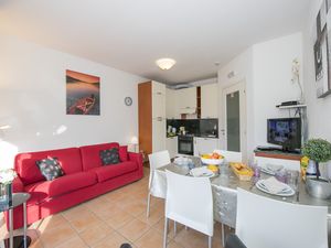 23706004-Appartement-6-Porlezza-300x225-2