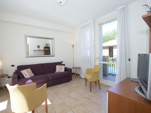 23706021-Appartement-4-Porlezza-300x225-2