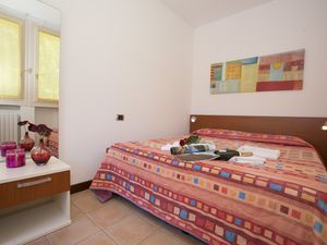 23706015-Appartement-4-Porlezza-300x225-2